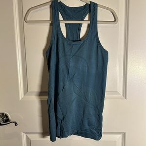 Lululemon swiftly tank, size 6
